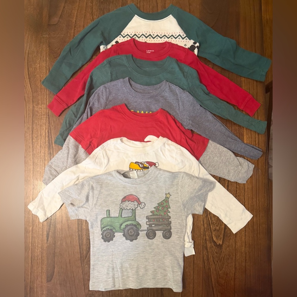 7 Kids Festive Christmas Shirt 2T Bundle